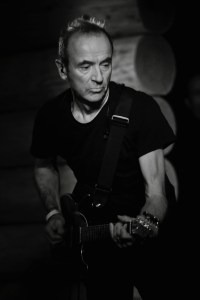 Premier Pedigree: Hugh Cornwell in live action