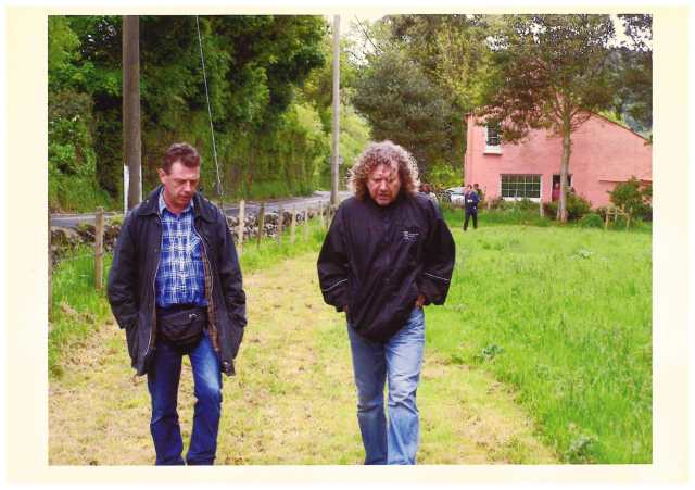 Zep Steps: Andy with Robert Plant at the 1995 Isle of Man TT races (Photo: http://www.andykershaw.co.uk/)