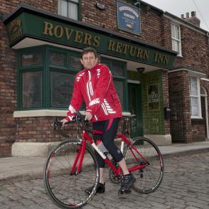 Rover's Return: Paul Heaton displaying his pedal power