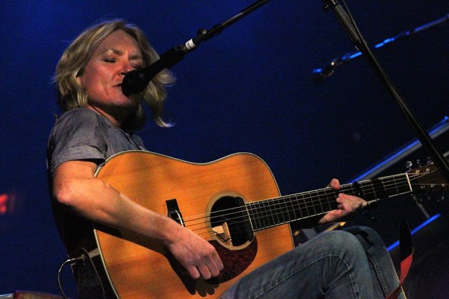 1514978_240985939412716_1515549345_n