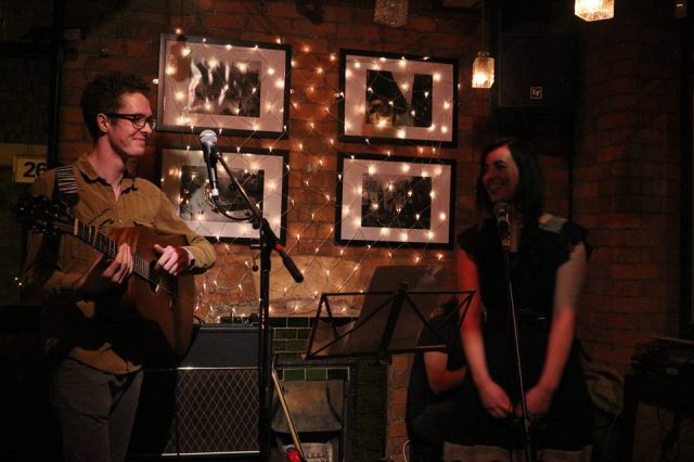 Live Spotlight: Finch and the Moon's Lee and Caitlin 