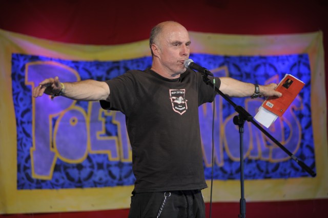 Festival Flight: Attila the Stockbroker sings the Seagulls' praises at Glastonbury (Photo: Attila the Stockbroker)