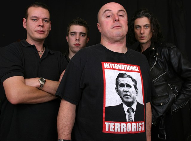 Band Substance: Attila the Stockbroker with Barnstormer (Photo: http://www.stereograffiti.com/)