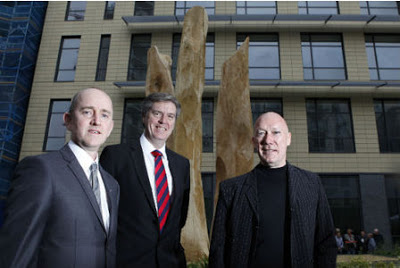 Wild Wood: Sculptor Richard Heys,  Barratt Homes MD John Fitzgerald and Rick Buckler at the 2012 unveiling of Richard's work (Photo:  http://musiccornershop.blogspot.co.uk/) 