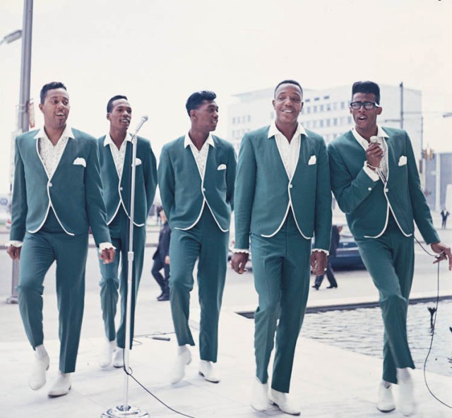 Way Back: The Temptations, 1965 style (and I mean style)
